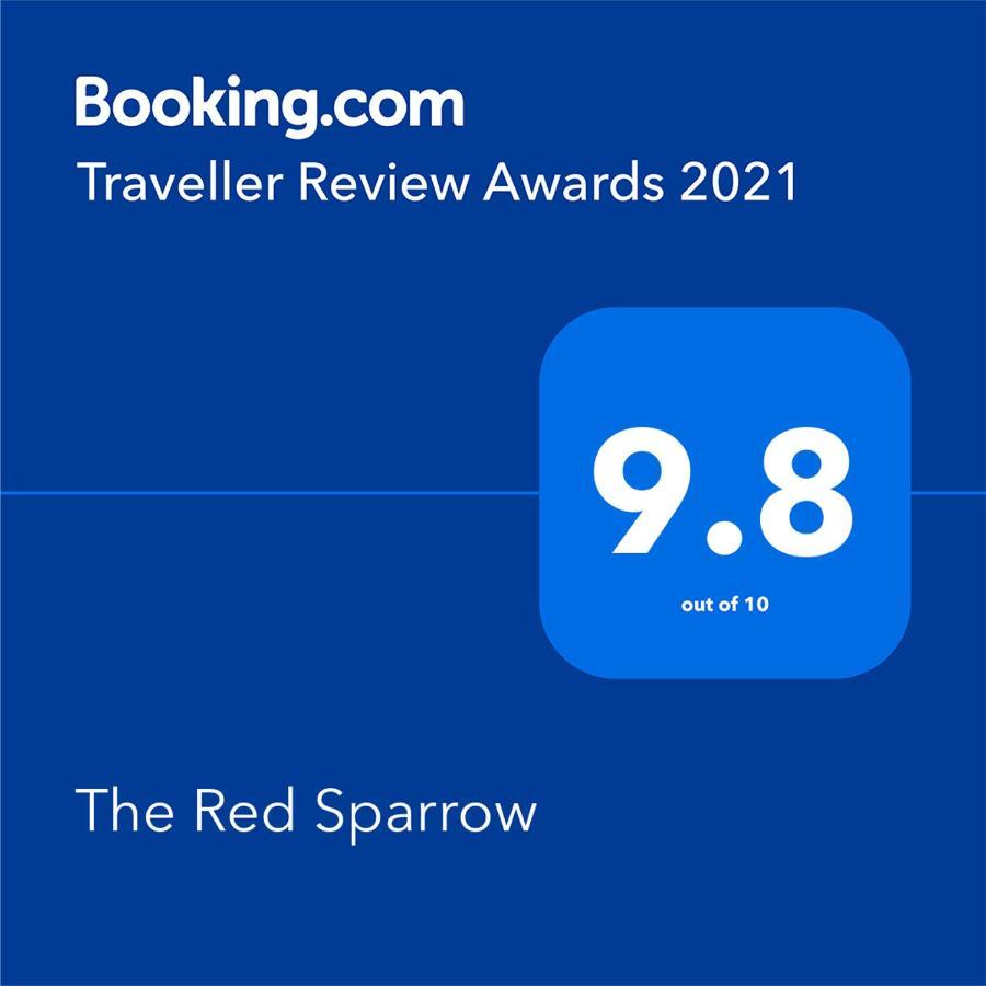 The Red Sparrow Κερνς Εξωτερικό φωτογραφία